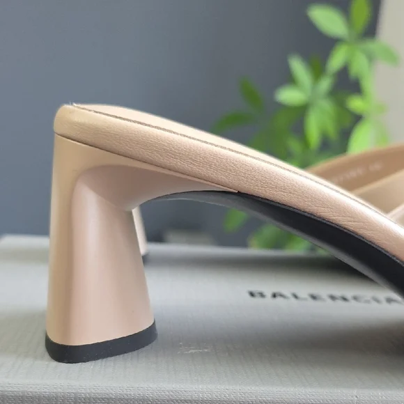 Balenciaga Women's Beige Mules - Picture 8 of 12